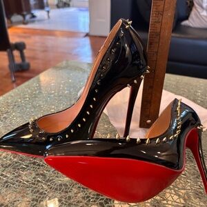 Black patent leather sz 5.5 silver studded red sole  4 1/2 inch heel stilettos